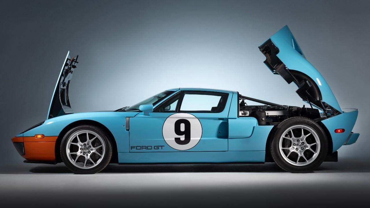 2006 Ford GT Heritage Edition Production No. 3 - BARRETT-JACKSON 2025 SCOTTSDALE FALL AUCTION